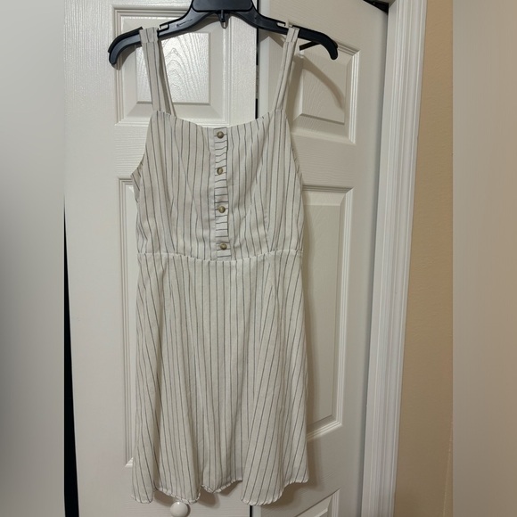 Dresses & Skirts - White and black striped juniors dress